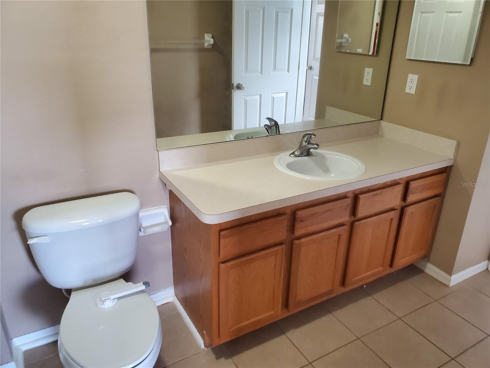 12224 Country White Circle, Tampa, Florida 33635, 2 Bedrooms Bedrooms, ,2 BathroomsBathrooms,Residential,For Sale,COUNTRY WHITE,L4939005