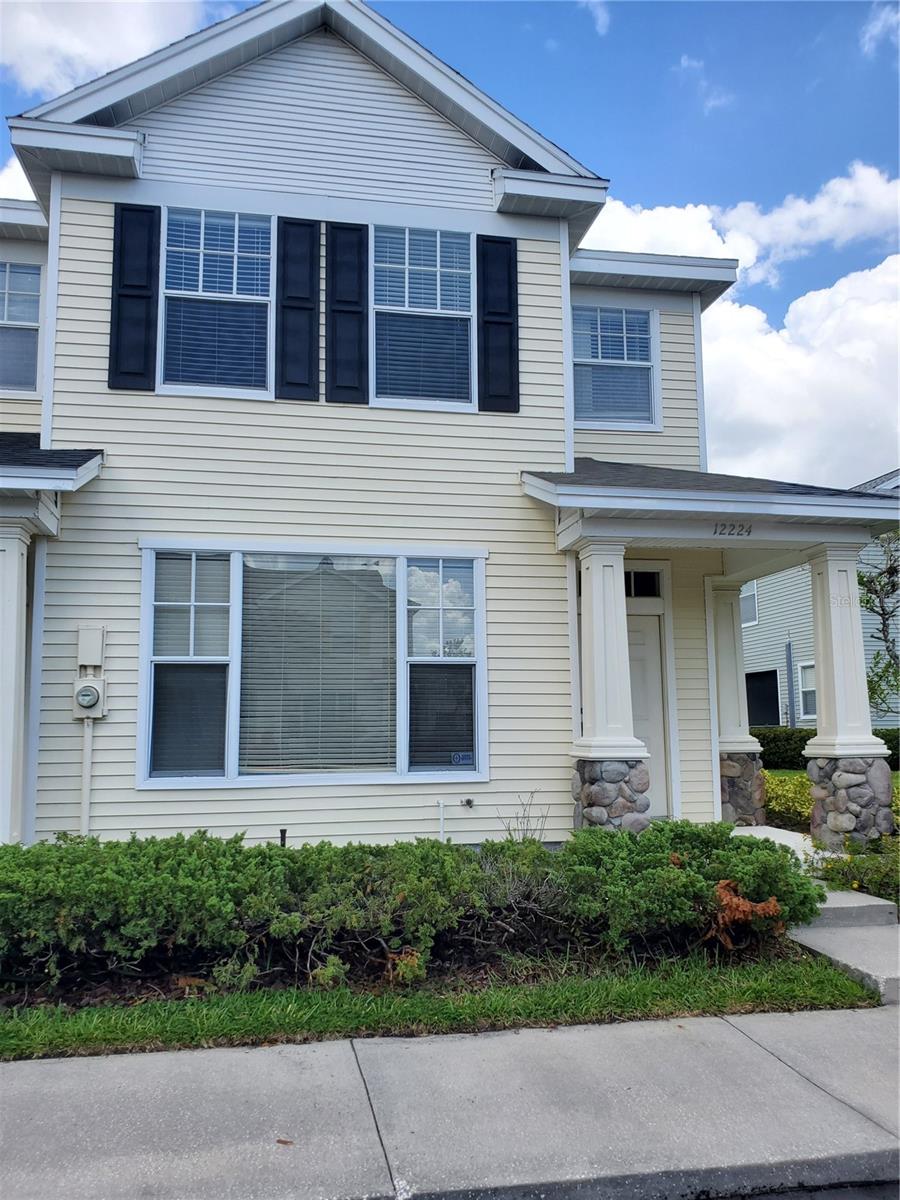 12224 Country White Circle, Tampa, Florida 33635, 2 Bedrooms Bedrooms, ,2 BathroomsBathrooms,Residential,For Sale,COUNTRY WHITE,L4939005
