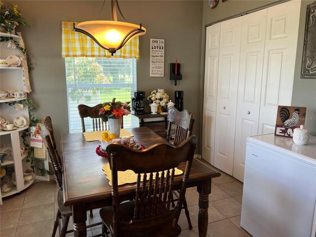 breakfast nook