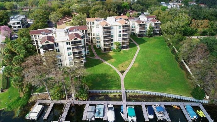 Lakeview on Lake Maitland - The Moorings