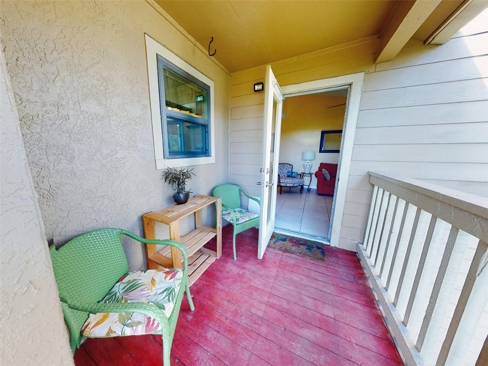 PARE 609 - Balcony Seating