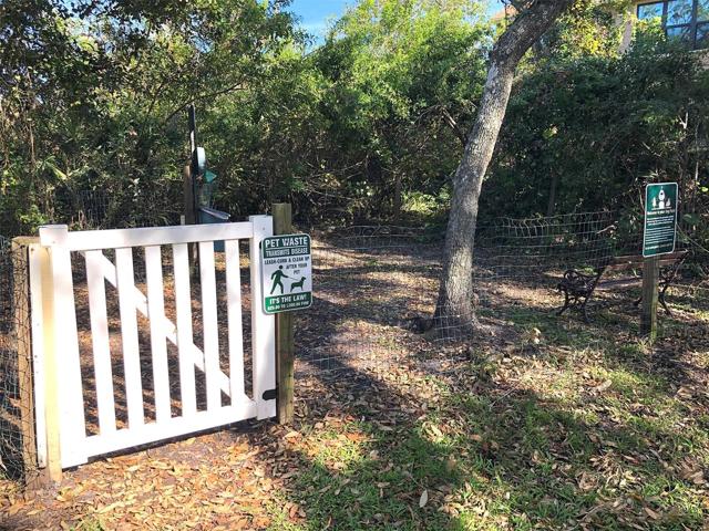 PARE - Small Dog Park / Run