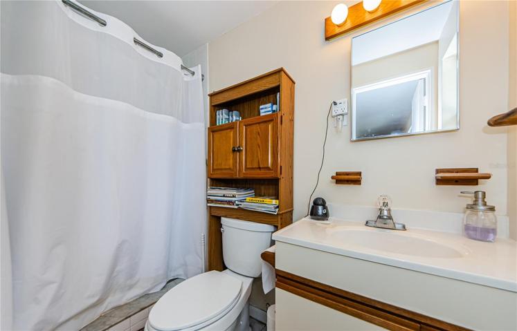 Master bath ensuite