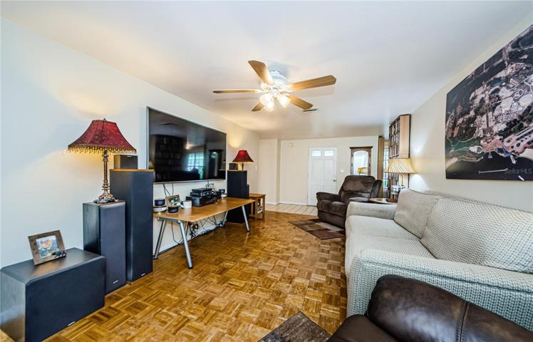 Living room with parquet floors