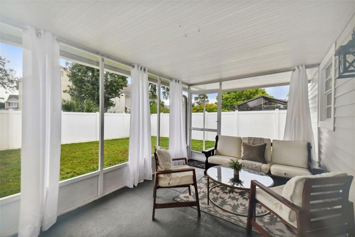 Screened in Patio