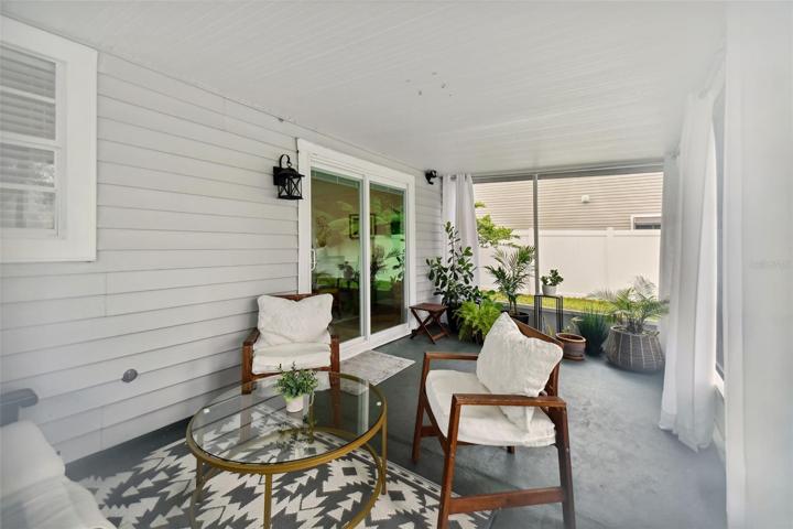 Screened in Patio
