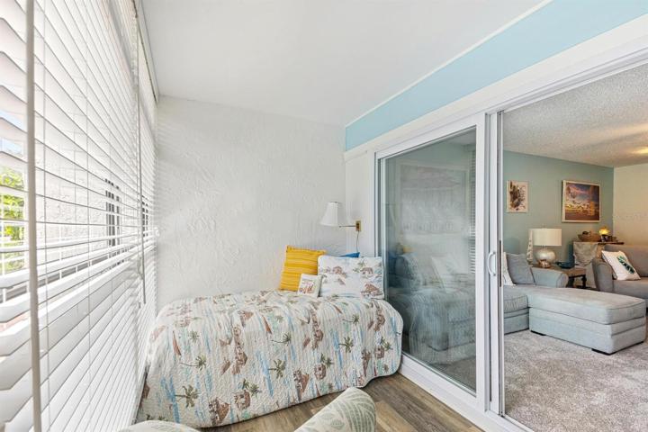 Bonus room with daybed