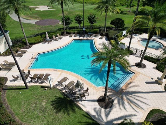 Heritage Crossing Pool