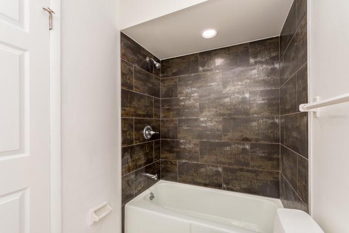 NEW MASTER BATH