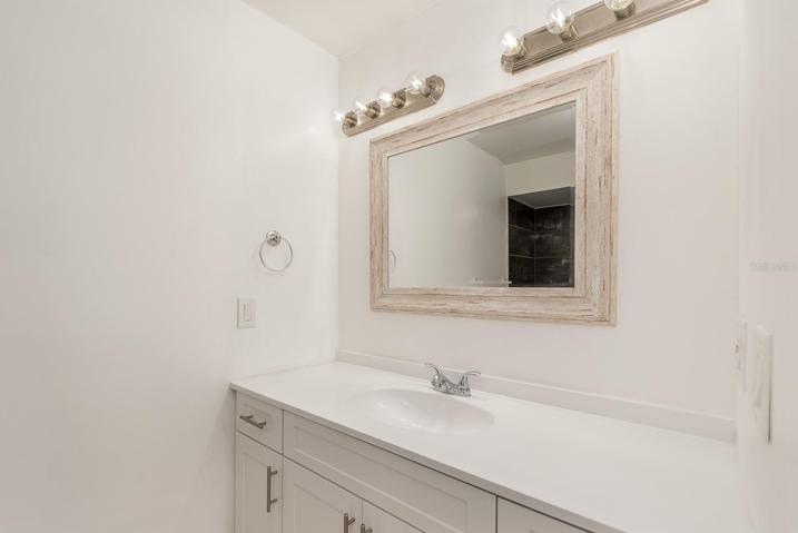 NEW MASTER BATH
