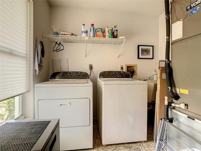 Laundry area to the side of the garage