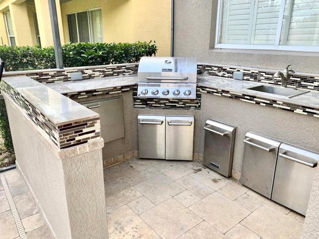 Outdoor Kitchen