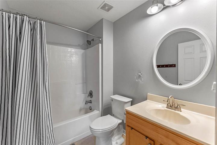 Full Bathroom #2 right off the loft.