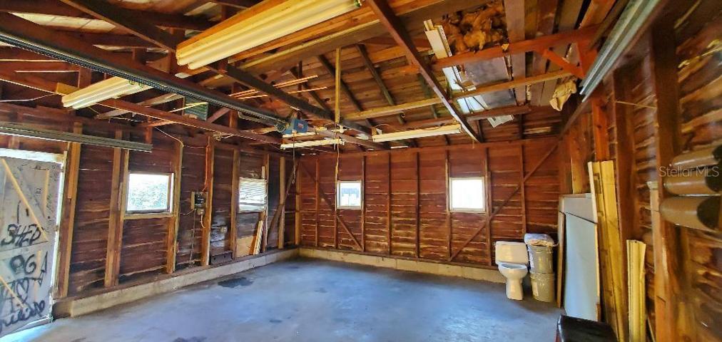 2 car garage, overhead double door plus pedestrian door