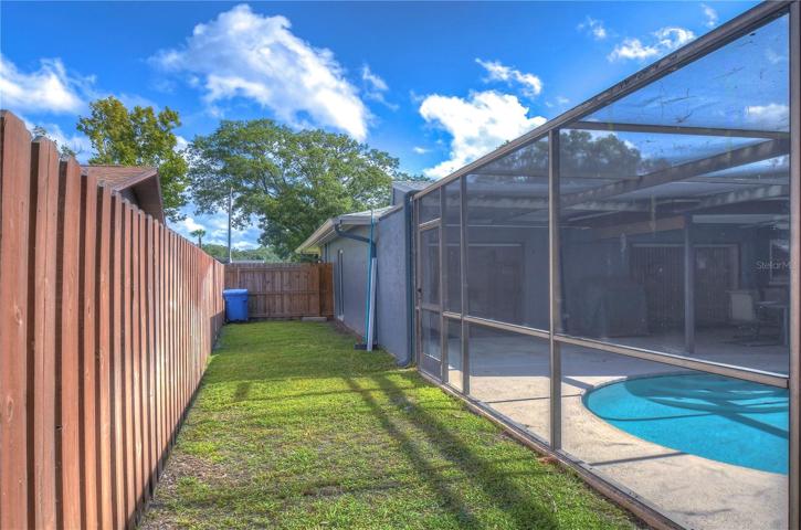 Fully fenced property