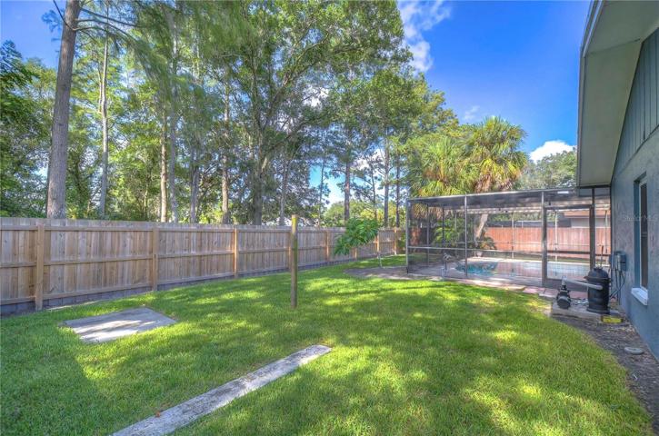 Fully fenced