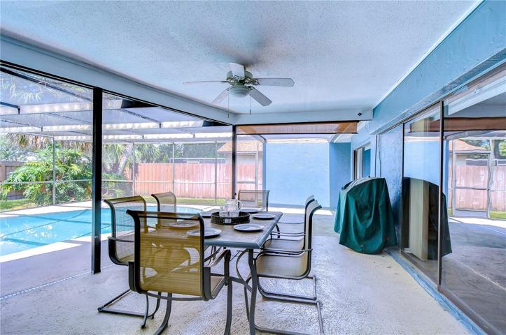 3 sliders in the home take you to the lanai