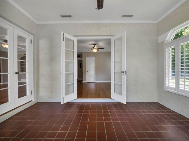 Indoor Patio / Den