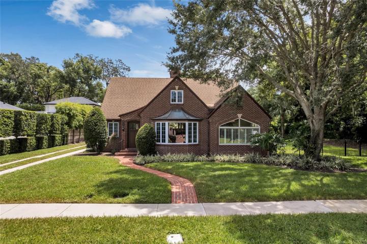 847 Park Lake Ct