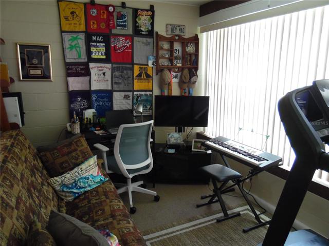 FLORIDA ROOM