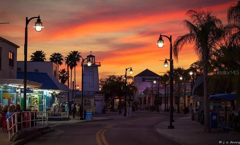 Downtown Tarpon Springs at sunset