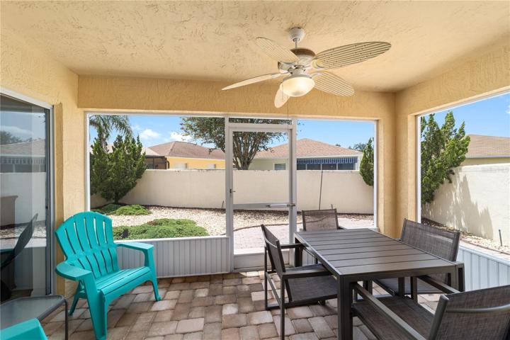 Rear screened enclosed Lanai