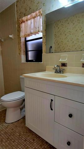 Master bathroom.