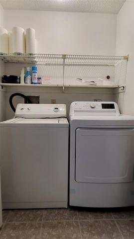 Washer/Dryer.