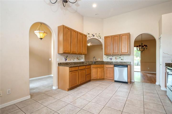 More pictures of kitchen area.