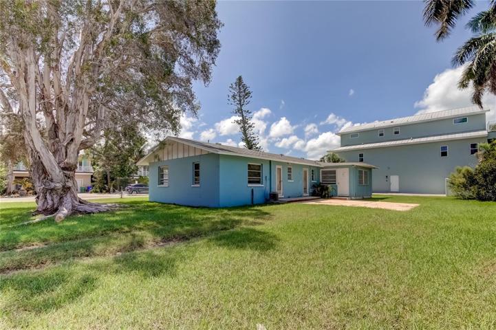 Large Corner lot