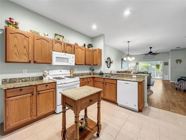 Great counter space with cabinets to fill