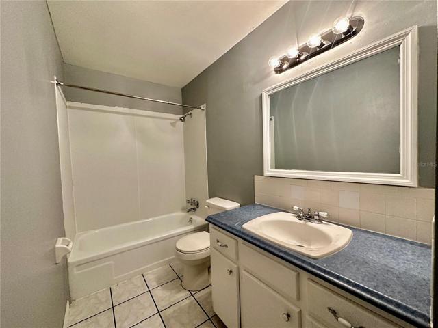 2nd Bathroom
