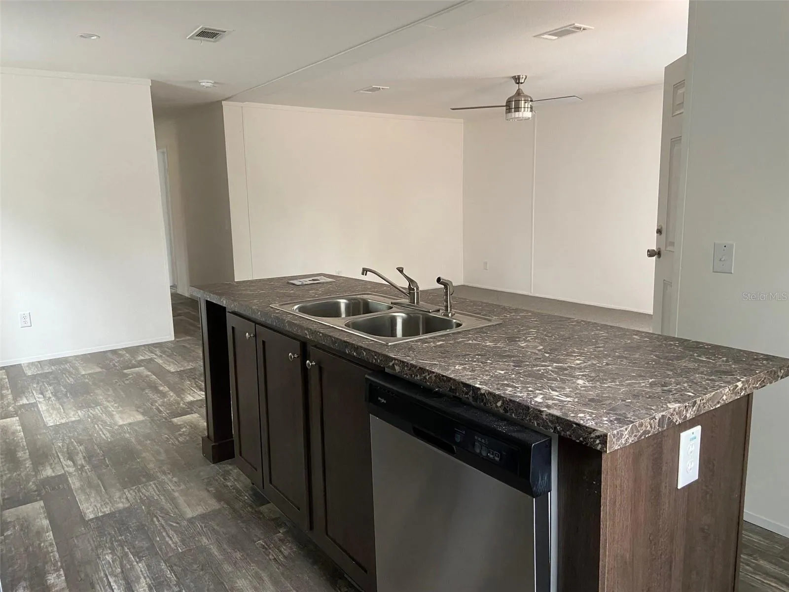 New Port Richey, Florida 34654, 3 Bedrooms Bedrooms, 0 ,2 BathroomsBathrooms,Residential,For Sale,KEYLIME,0,W7857536