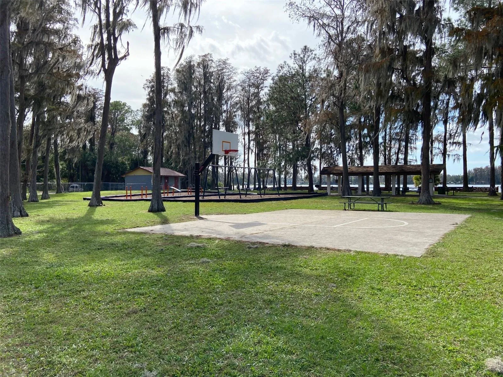 New Port Richey, Florida 34654, 3 Bedrooms Bedrooms, 0 ,2 BathroomsBathrooms,Residential,For Sale,KEYLIME,0,W7857536