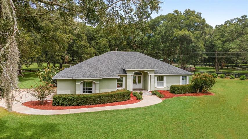NEW ROOF & SKYLIGHTS 2022