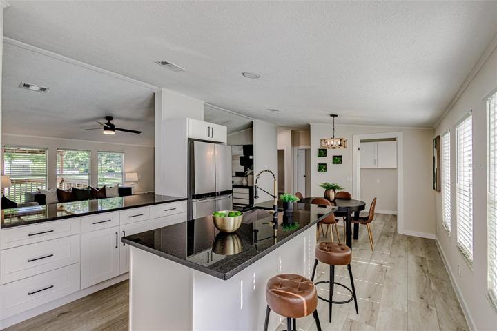 Kitchen/Dining