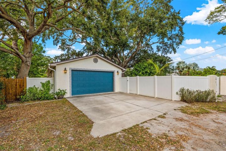 2 car garage alley access