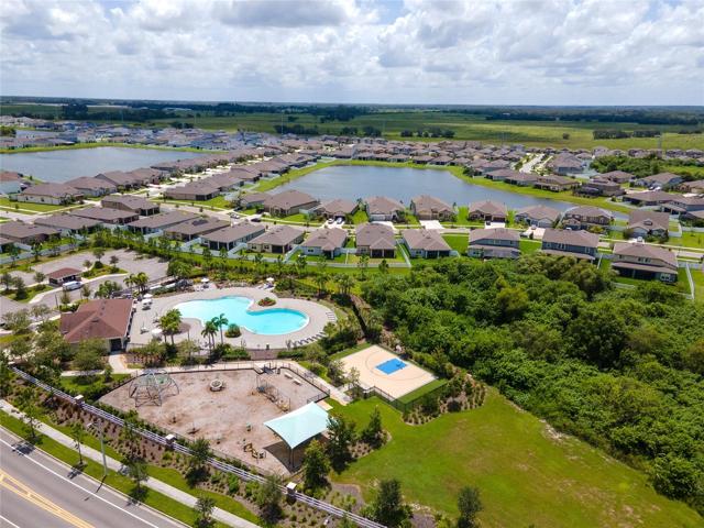 Pool and Clubhouse Amenities