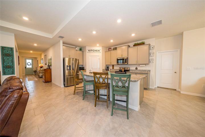 Great island area for entertaining or spreading out projects!