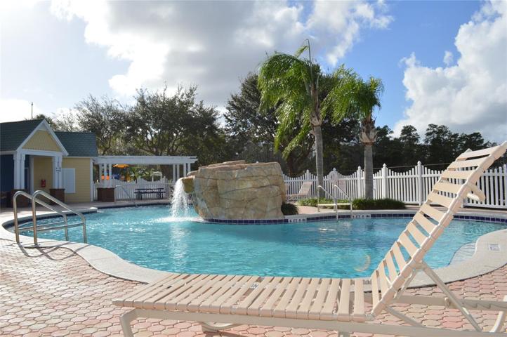 Community pool