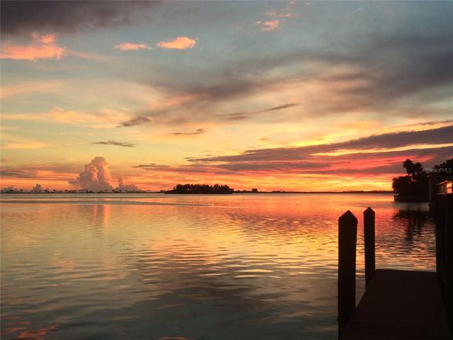 Never miss a sunset with amazing west views