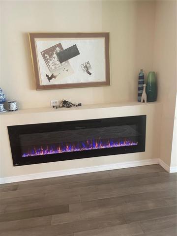 ELECTRIC FIREPLACE