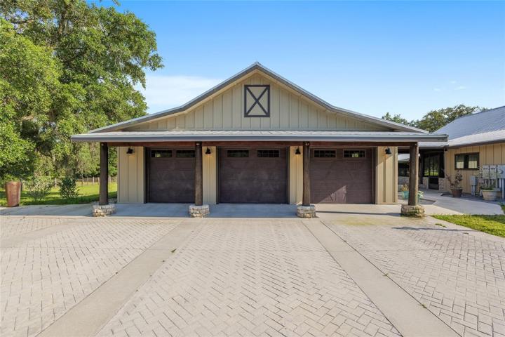 3-car garage