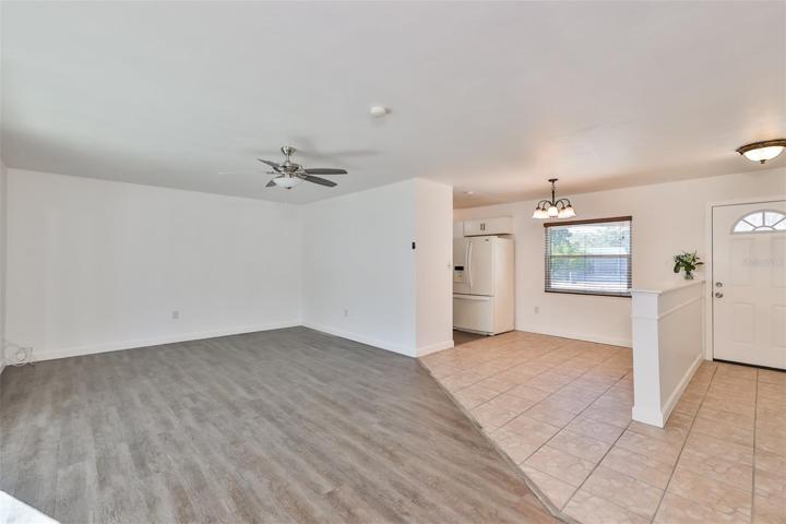 Living room / Dining Room