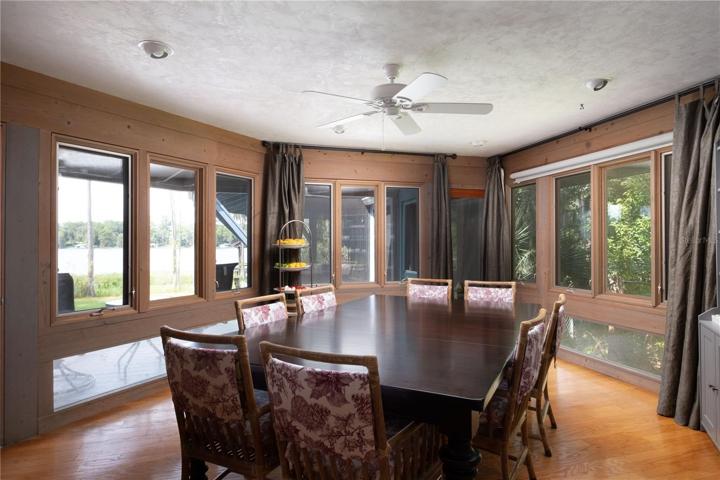Dining room overlooking the Bay
