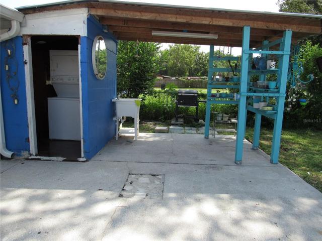 Laundry room/grill area.