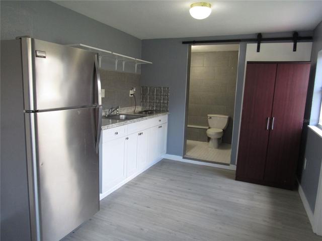 Studio Apartment/In-Law suite.  Kitchenette.