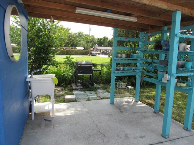 Laundry room/grill area.