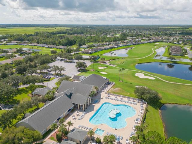 Professionally managed clubhouse with numerous clubs and events