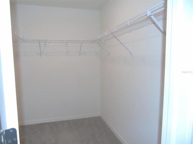 Master Bedroom Walk in Closet